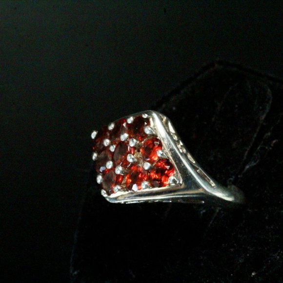 CII Thailand Sterling Silver Garnet Cluster QVC Diamond Shape Ring - Picture 2 of 8